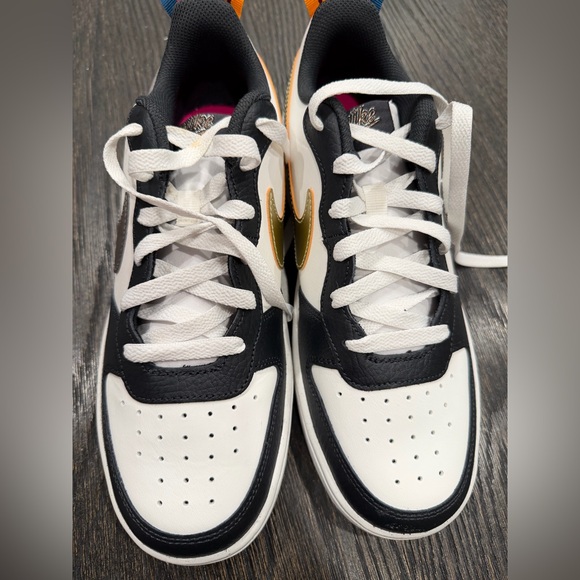 Nike Court Borough 2 SE Low Summit White Pink Prime -size 7Y - Picture 3 of 7